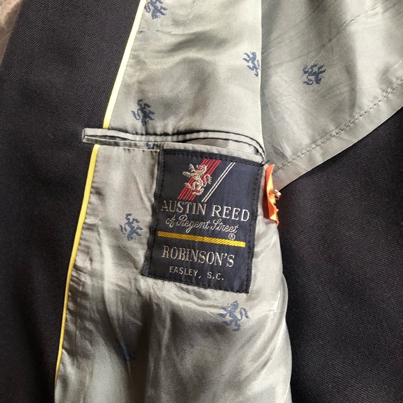 Austin Reed 42R - Picture 2 of 3